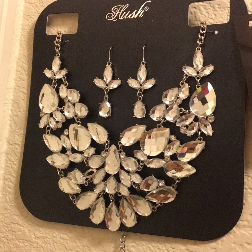 Necklace and earrings